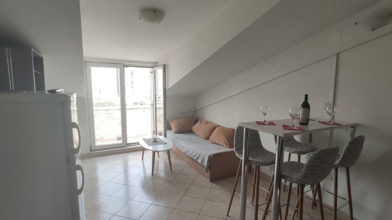 Small Northside Apartment Split Eksteriør bilde