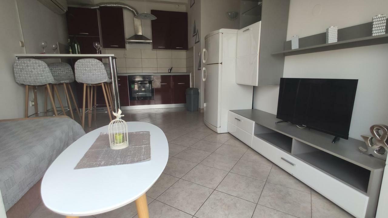Small Northside Apartment Split Eksteriør bilde